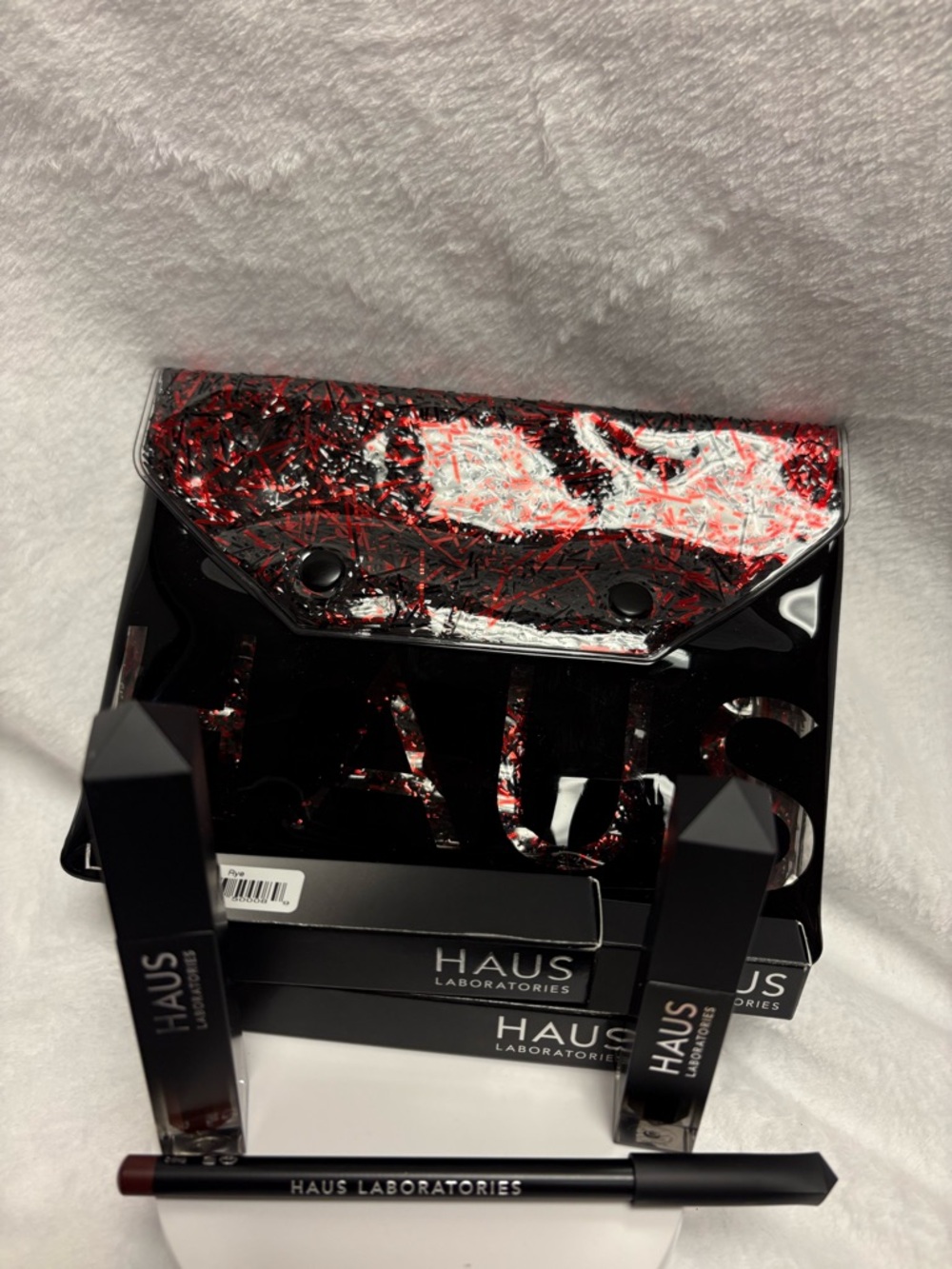 Haus Laboratories 4 Piece Bundle Makeup Set New with Cosmetic Case Travel Bag - Picture 2 of 7